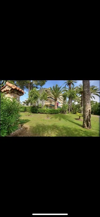 Residence Eden Park Cannes 0*,  France
